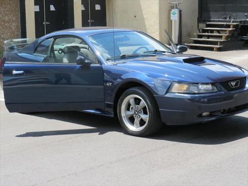 2002 Ford Mustang GT