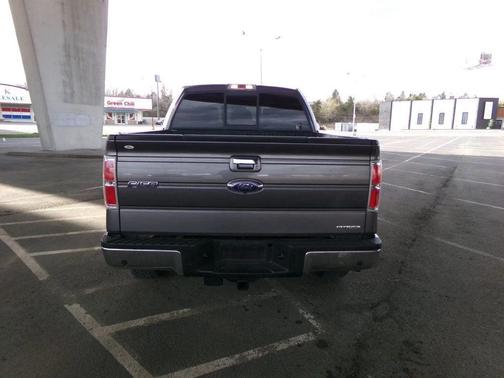Black 2011 Ford F-150 Lariat