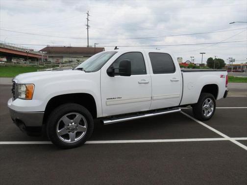 2011 GMC Sierra 2500 SLT