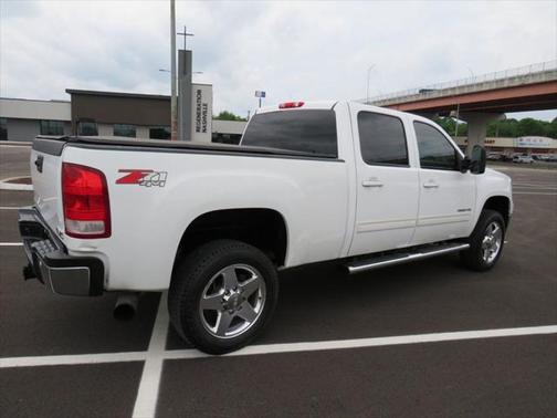 2011 GMC Sierra 2500 SLT