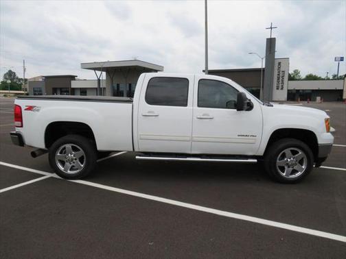 2011 GMC Sierra 2500 SLT
