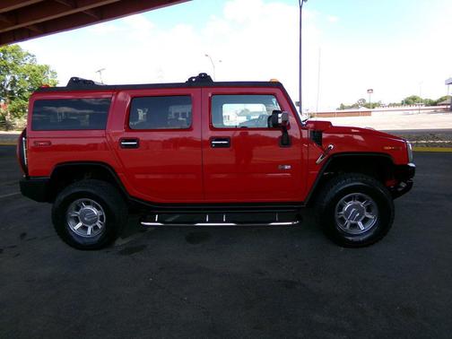 Victory Red 2004 Hummer H2 Base