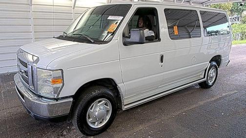 2014 Ford E350 Super Duty XLT