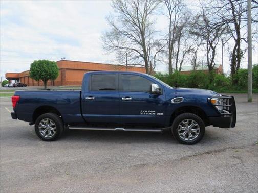 2019 Nissan Titan XD SL