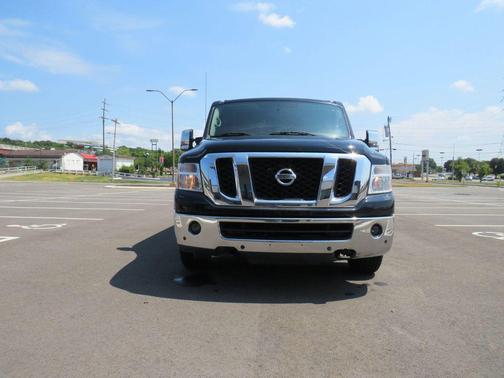 2017 Nissan NV Passenger NV3500 HD SL V8