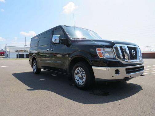 2017 Nissan NV Passenger NV3500 HD SL V8