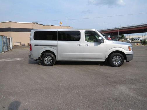 2016 Nissan NV Passenger NV3500 HD SL V8