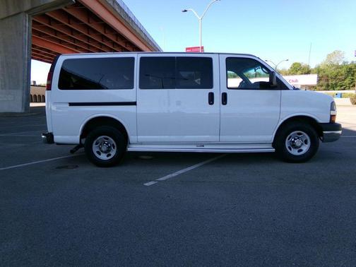 2011 Chevrolet Express 3500 LT