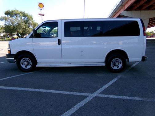 2011 Chevrolet Express 3500 LT