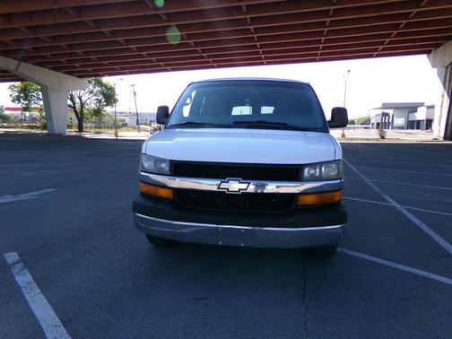2011 Chevrolet Express 3500 LT