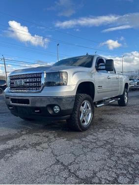 2011 GMC Sierra 2500 SLT