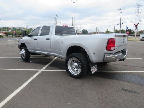 2018 RAM 3500 Tradesman Crew Cab 4x4 8' Box