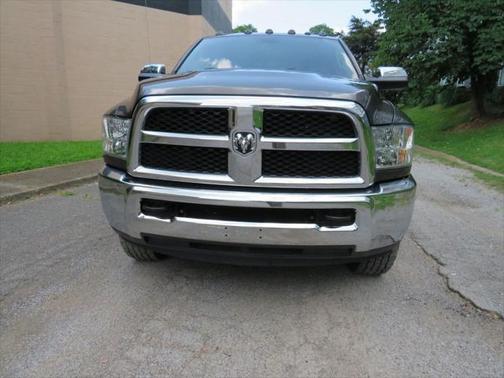 2018 RAM 2500 Tradesman Crew Cab 4x4 6'4' Box