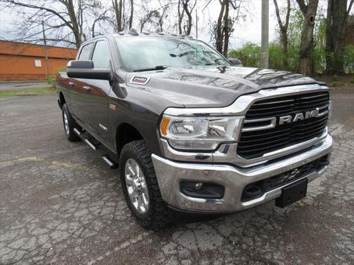 2020 RAM 2500 Lone Star Crew Cab 4X4 6'4' Box