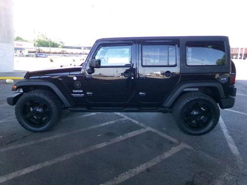 Black Clearcoat 2016 Jeep Wrangler Unlimited Sport