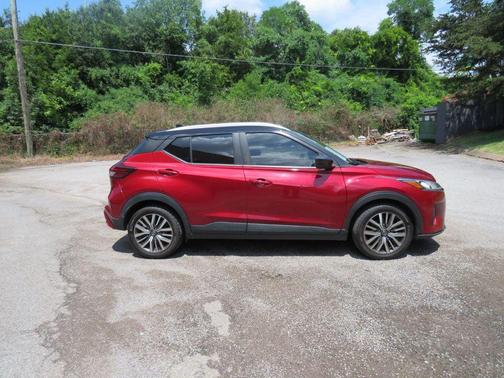 2021 Nissan Kicks SV