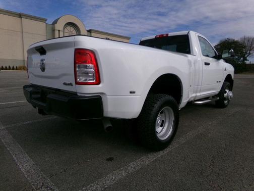 2019 RAM 3500 Tradesman Regular Cab 4x4 8' Box