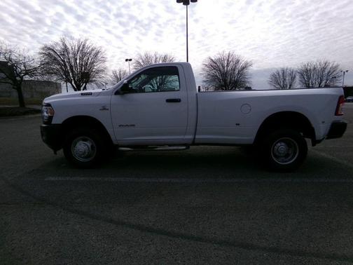 2019 RAM 3500 Tradesman Regular Cab 4x4 8' Box