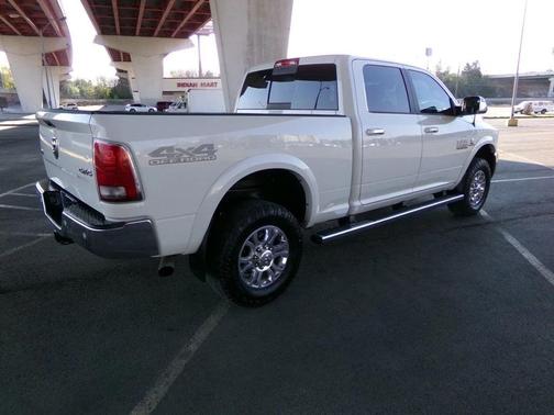 Pearl White 2018 RAM 2500 Laramie Crew Cab 4x4 6'4' Box