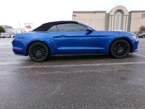 2017 Ford Mustang EcoBoost Premium