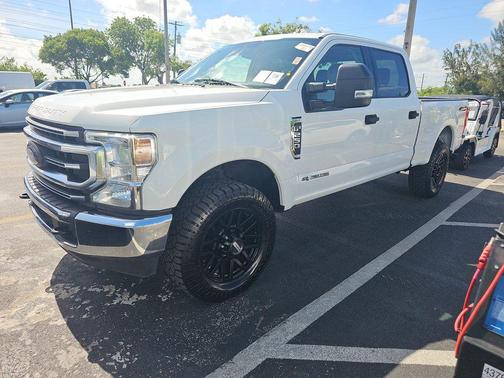 Oxford White 2020 Ford F-250 XLT