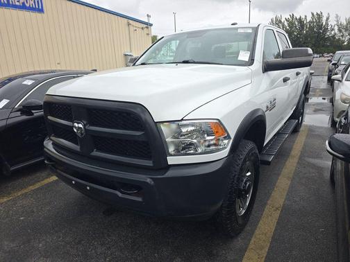 Bright White Clearcoat 2017 RAM 2500 Tradesman Crew Cab 4x4 6'4' Box