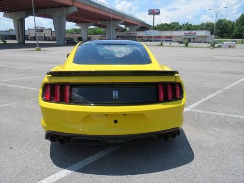 2017 Ford Shelby GT350R Base