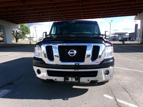 2015 Nissan NV Passenger NV3500 HD SL V8