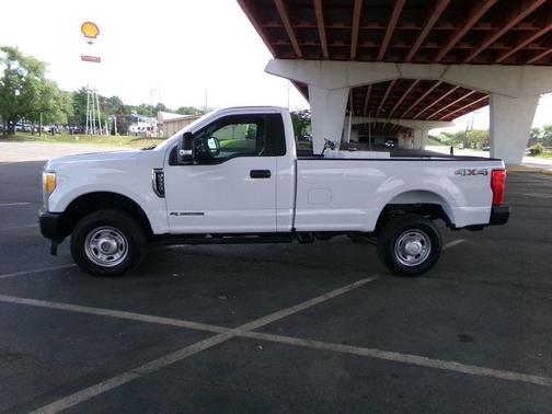 Oxford White 2017 Ford F-350 XL