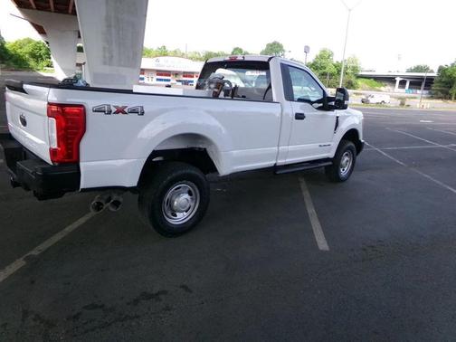 Oxford White 2017 Ford F-350 XL