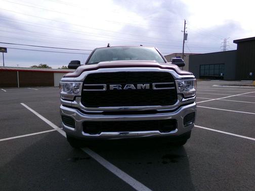 2020 RAM 2500 Tradesman Crew Cab 4X4 6'4' Box