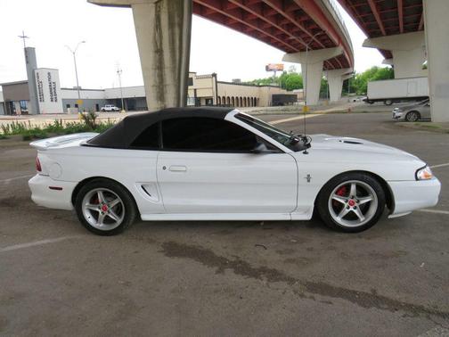 1997 Ford Mustang GT