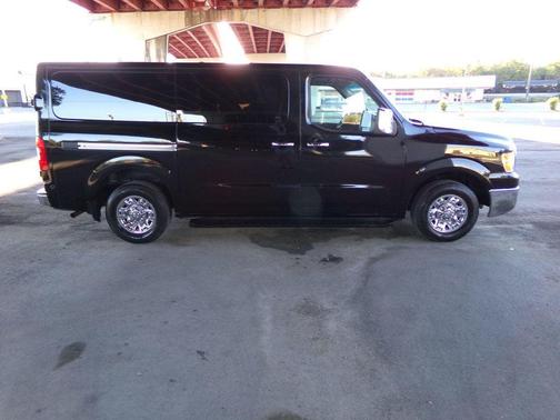 2016 Nissan NV Passenger NV3500 HD S V8