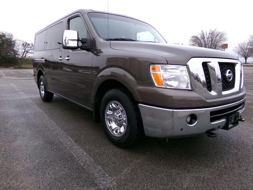 2015 Nissan NV Passenger NV3500 HD SL V8