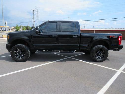 2017 Ford F-250 Lariat