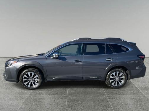 2023 Subaru Outback Touring