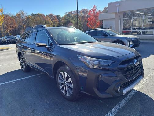 2025 Subaru Outback Touring XT