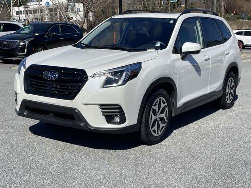 2024 Subaru Forester Premium