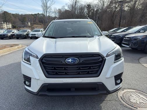 2024 Subaru Forester Premium