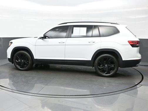 2023 Volkswagen Atlas 2.0T SE w/Technology 4MOTION