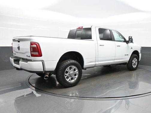 2024 RAM 2500 Laramie Crew Cab 4x4 6'4' Box