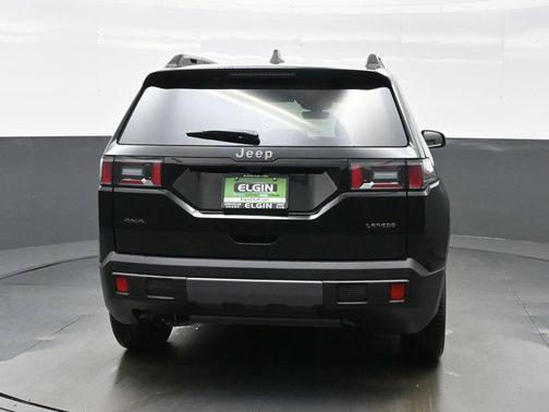 2026 Jeep Cherokee Laredo 4x4