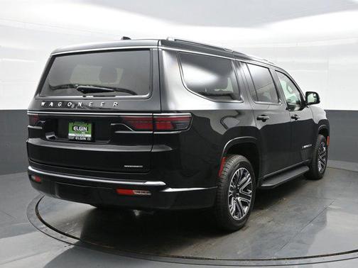 Diamond Black Crystal Pearlcoat 2024 Jeep Wagoneer Series II 4x4