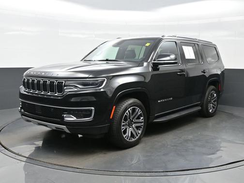 Diamond Black Crystal Pearlcoat 2024 Jeep Wagoneer Series II 4x4