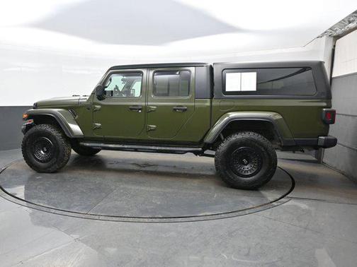 2021 Jeep Gladiator Willys 4x4