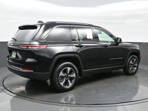 2023 Jeep Grand Cherokee 4xe Base