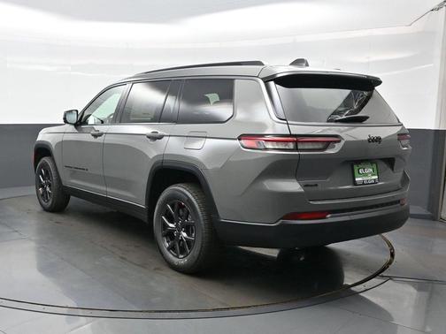 Sting-Gray Clearcoat 2027 Jeep Grand Cherokee L Laredo