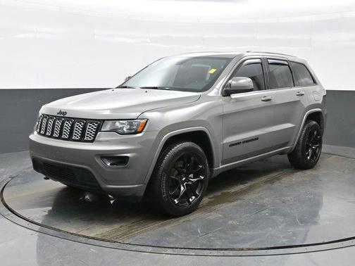 2021 Jeep Grand Cherokee Laredo