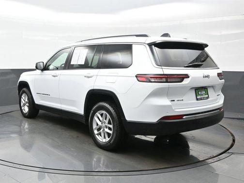 Bright White Clearcoat 2022 Jeep Grand Cherokee L Laredo