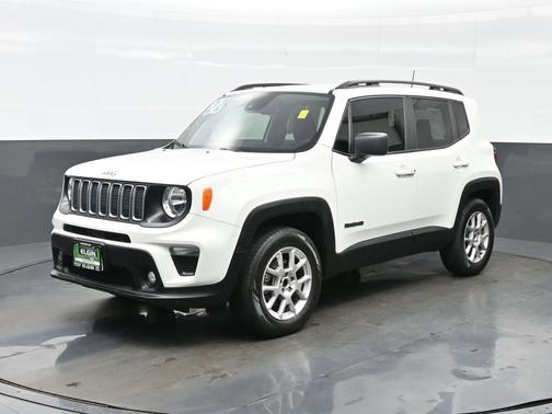 Alpine White Clearcoat 2022 Jeep Renegade Latitude